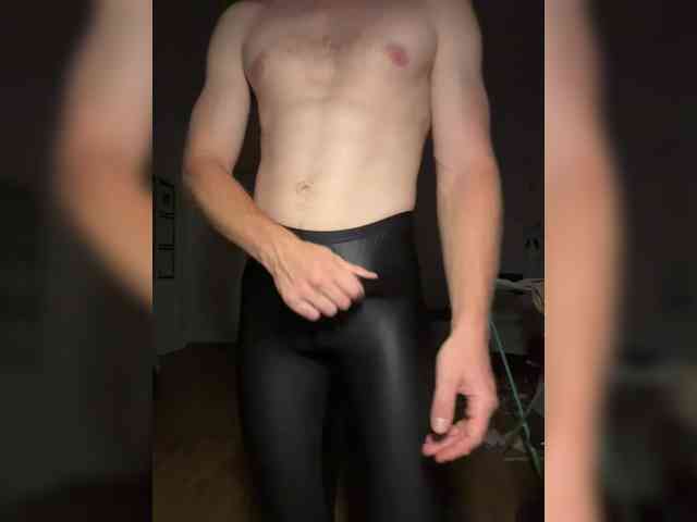 Nuarim (28, White Cam Boy) performing Live Sex.